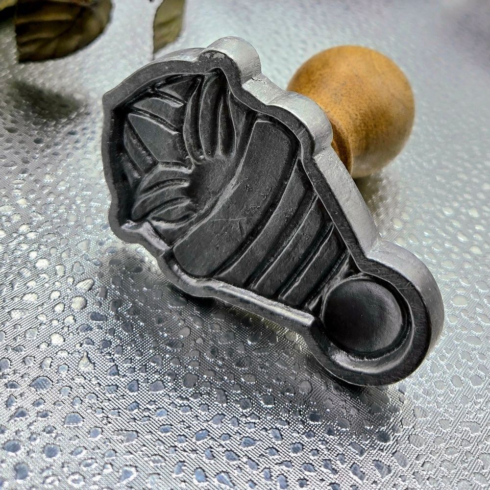 "5/$40" Vintage Ice Cream Cone Cast Metal/Wood Cookie Stamp